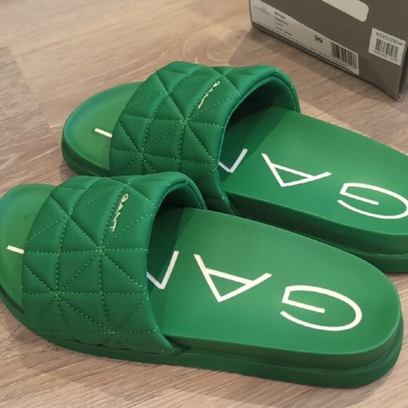 Gant Womens Green Quilted Slide Sandals - Picture 4 of 7